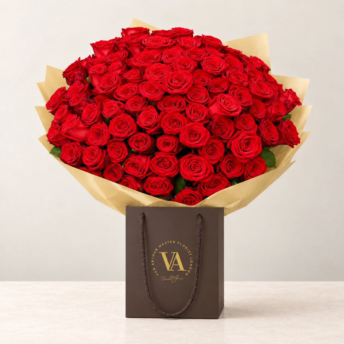 Victoria — bouquet in branded Van Arthur bag