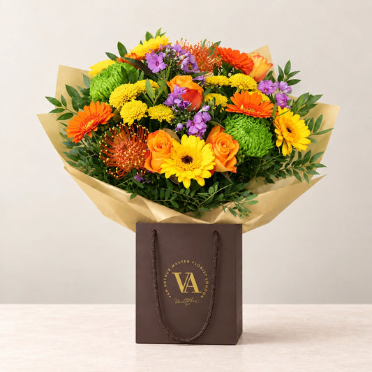 Aurora — bouquet in branded Van Arthur bag