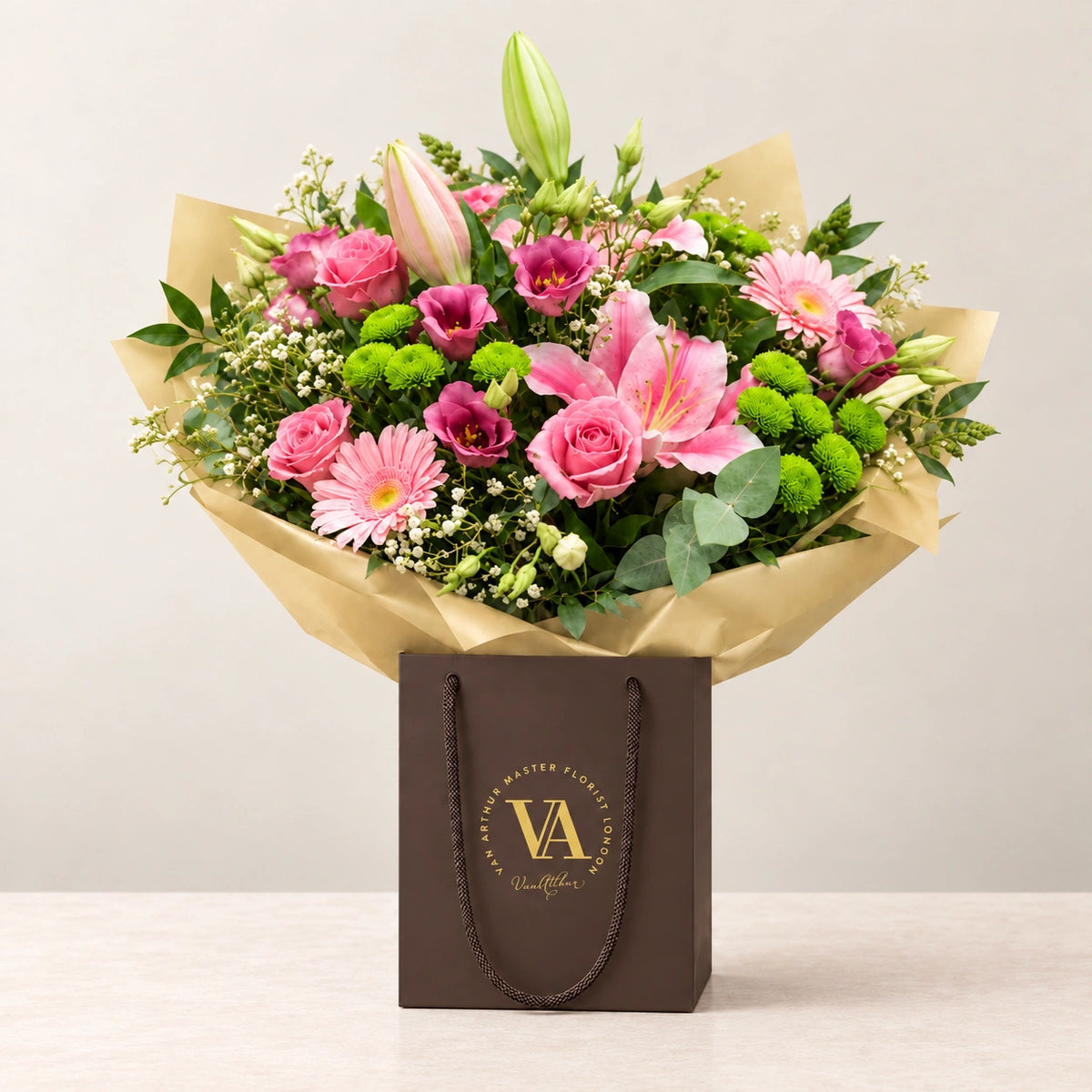 Celeste — bouquet in branded Van Arthur bag