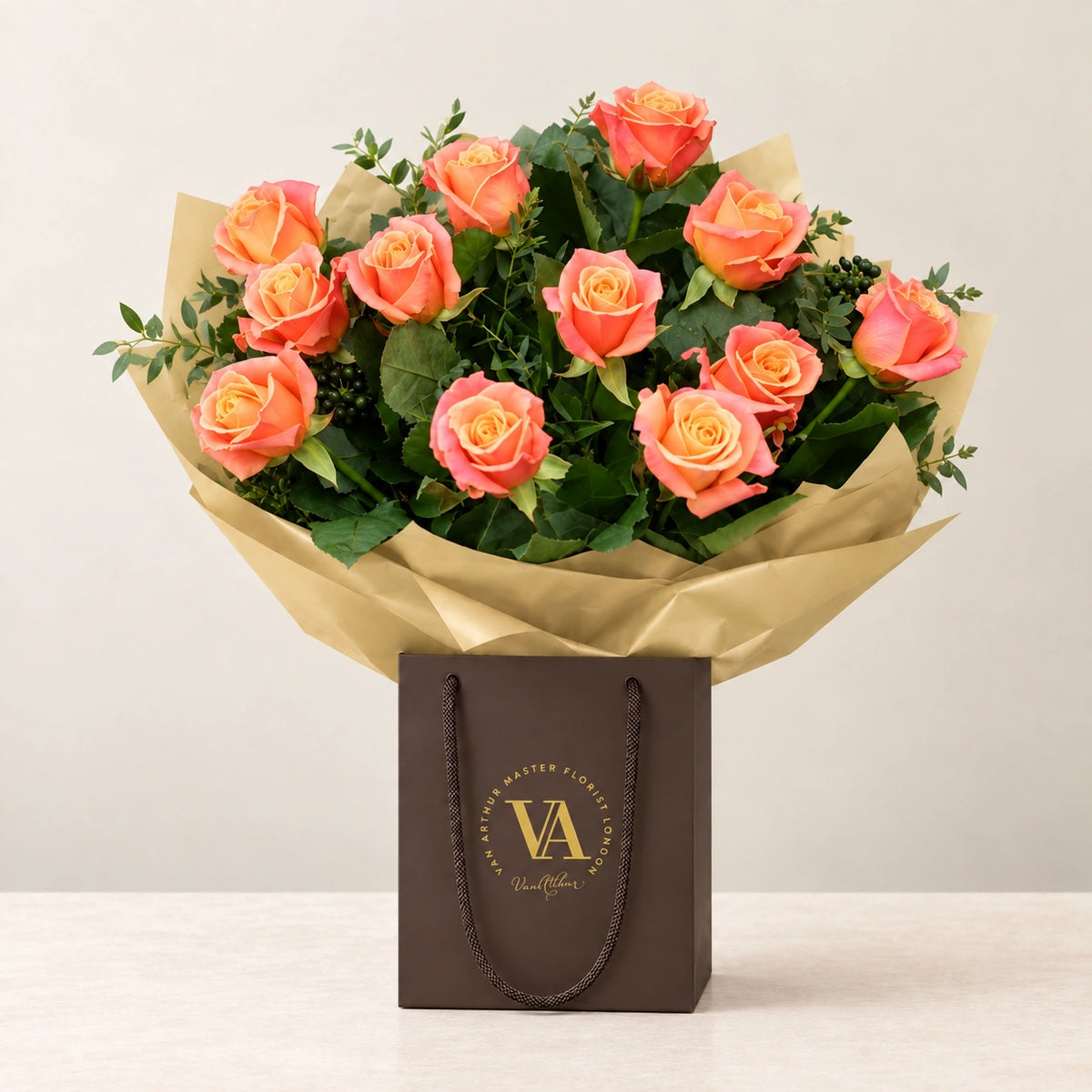 Amber — bouquet in branded Van Arthur bag